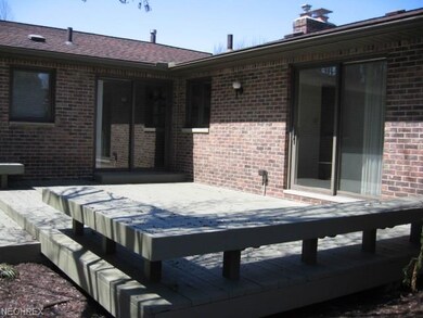 VIEW OF DECK - BLT IN SEATING