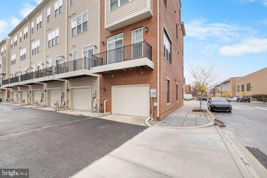 725 Parkside Place NE, Washington, DC 20019 - photo 3