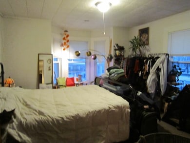 58 Robbins St unit 2, Waltham, MA 02453 - photo 5