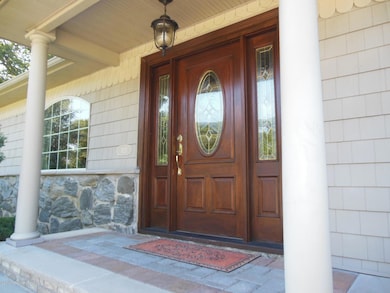 821 Regency Ct, Toms River, NJ 08753 - photo 4