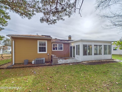 10 Hartford Rd unit 73, Whiting, NJ 08759 - photo 3