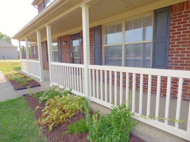 400 Misty Brooke Dr, Mount Washington, KY 40047 - photo 3