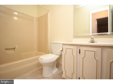 17B E Daisy Ln unit B, Mount Laurel, NJ 08054 - photo 7