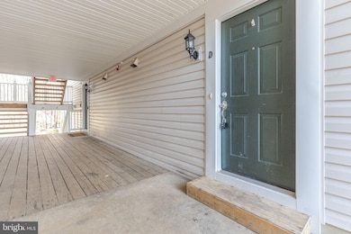 9220D Cardinal Forest Ln, Lorton, VA 22079 - photo 4