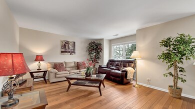 1567 Orchard Cir unit 2502, Naperville, IL 60565 - photo 4