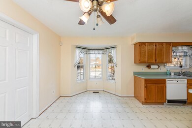15050 Oaks Rd, Charlotte Hall, MD 20622 - photo 7
