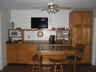 Serving area and pantry