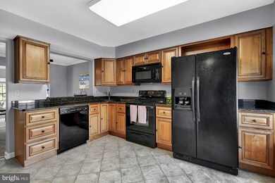 41 Rhodes Place, Lutherville Timonium, MD 21093 - photo 2