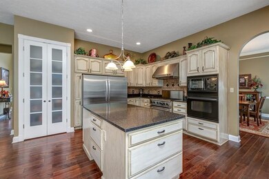 In this kitchen you'll find top of the line of app