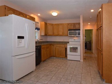 74 Woodmark Way, Wakefield, RI 02879 - photo 4