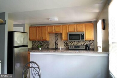 6405 Loch Crest Ct, Idlewylde, MD 21239 - photo 3