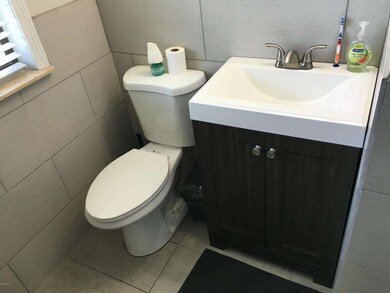 dixie bathroom