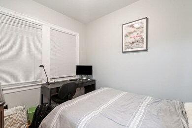 594 E 2nd St unit 1, Boston, MA 02127 - photo 5