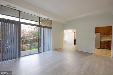 14426 Parkvale Rd unit 5, Rockville, MD 20853 - photo 7