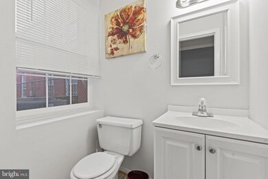 842 W Lombard St, Baltimore, MD 21201 - photo 7