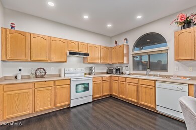 13 Sunland 828