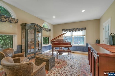 7 Valley Forge Rd, Oakland, NJ 07436 - photo 4