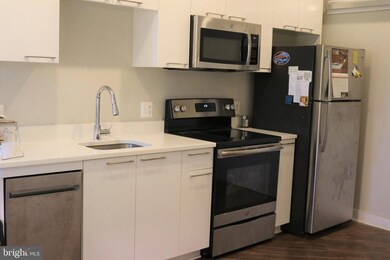 Trafalgar Flats unit 408, Arlington, VA 22204 - photo 4