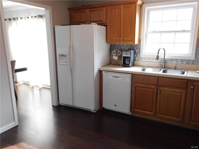 3858 Main St, Slatington, PA 18080 - photo 4