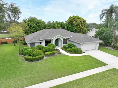13676 Folkestone Ct, Wellington, FL 33414 - photo 2