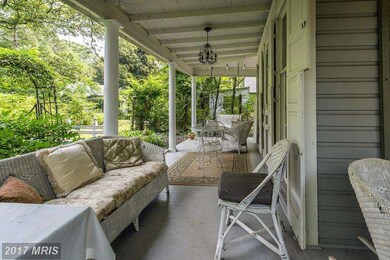 403 6th Ave, Washington Grove, MD 20880 - photo 4