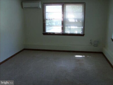 7135 Ellison St unit LOWER LEVEL #2, Falls Church, VA 22046 - photo 7