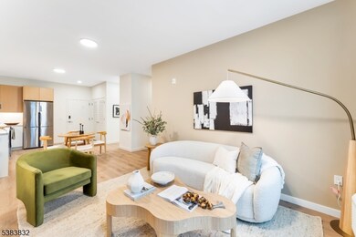 431 Doctor Martin Luther King Junior Blvd unit 427, East Orange, NJ 07018 - photo 7