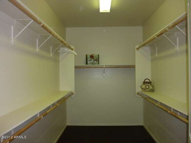 WalkInCloset
