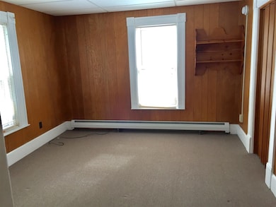 400 Cliff St unit 1, Saint Johnsbury, VT 05819 - photo 4