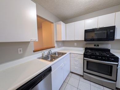 201 MacEnroe Dr unit 66C, Blacklick, OH 43004 - photo 2