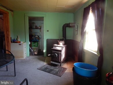 1677 Tabor Rd, Berkeley Springs, WV 25411 - photo 3