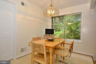 13002 Middlevale Ln, Silver Spring, MD 20906 - photo 7