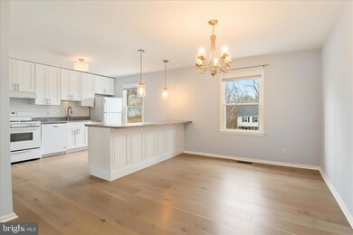 5422 Brixham Ct, Burke, VA 22015 - photo 7