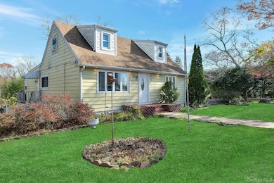 3 Hazel Rd, Rocky Point, NY 11778 - photo 4