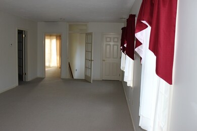 11 Hobart Ln unit 11, Rockland, MA 02370 - photo 6