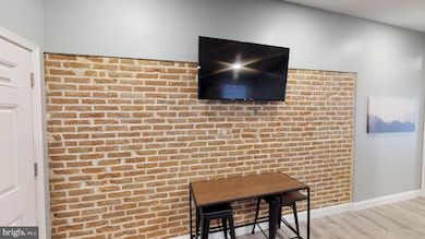 27 S Church St unit 1, West Chester, PA 19382 - photo 6