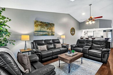 126OverlookDrUnit9BransonMO-17