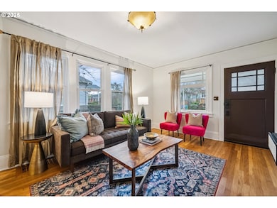 2325 N Winchell St, Portland, OR 97217 - photo 4