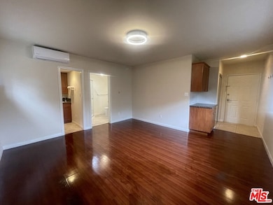 4921 Kester Ave unit 8, Sherman Oaks, CA 91403 - photo 3