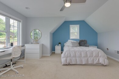 208 Pennbrook Ln, Dallas, PA 18612 - photo 6