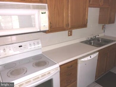 31 Sequoia Ct unit 31, Marlton, NJ 08053 - photo 5