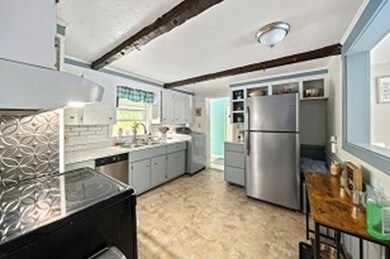 157 Salem St, Rockland, MA 02370 - photo 5