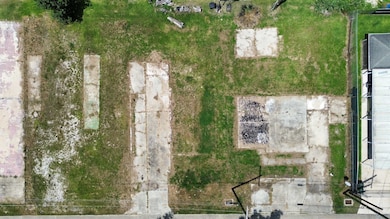 121 Carlos St, Houma, LA 70364 - photo 4