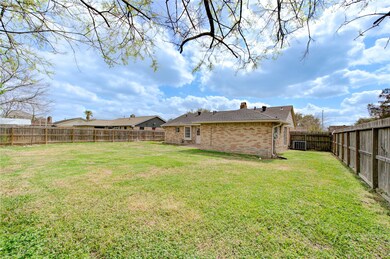 8411 Coastway Ln, Houston, TX 77075 - photo 6