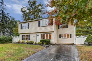 23 Roland Pl Hazlet NJ 07730-large-005-2
