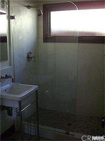 Powder bath