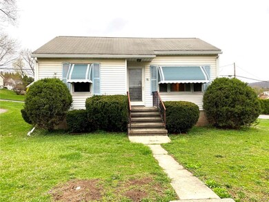 16 Ortega St, Tamaqua, PA 18252 - photo 2