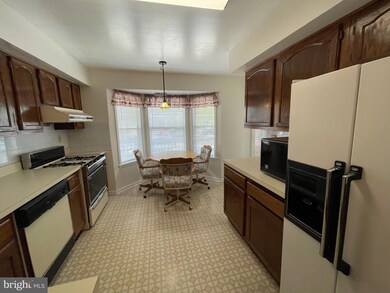 109 Wrangel Ct unit 4, Princeton, NJ 08540 - photo 4