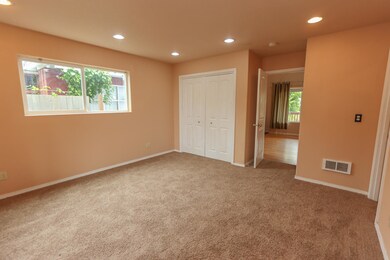 2260 Fleming Ave Netarts OR-05