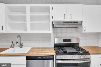 Kenwood Condominium, Bethesda, MD 20816 - photo 2